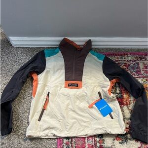 Columbia Women’s Windbreaker Quarter Zip